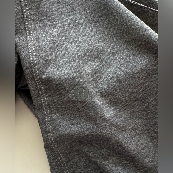 Lululemon Gray Running Jogger Athletic Pants, Size 6 - Picture 8 of 9